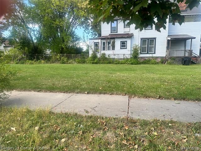 Property Photo: 2216 Magnolia Street MI 48208