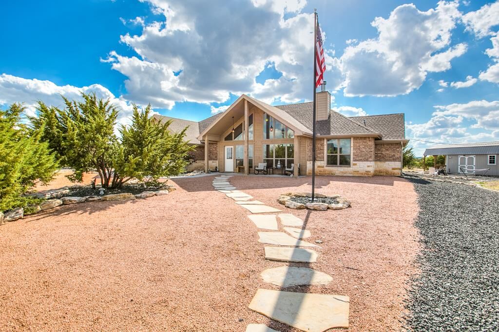 Property Photo: 16525 Vaquero Trail TX 76935