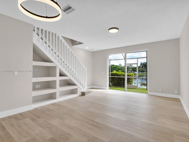 Property Photo: 3738 San Simeon Cir FL 33331