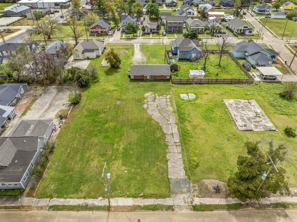 Property Photo:  418 Prewitt Street  LA 70605 