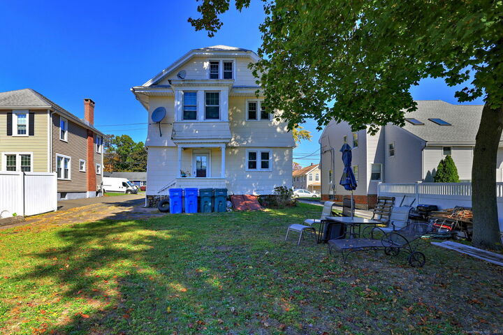 Property Photo: 2831 Dixwell Avenue CT 06518
