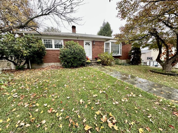 37 Ann Street  Naugatuck CT 06770 photo