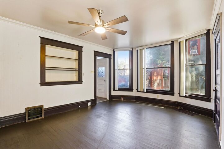 Property Photo:  1018 W Augusta Ave  WA 99205