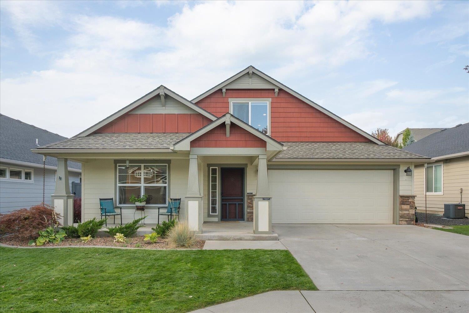 Property Photo: 6832 S Blackwing Ct WA 99224