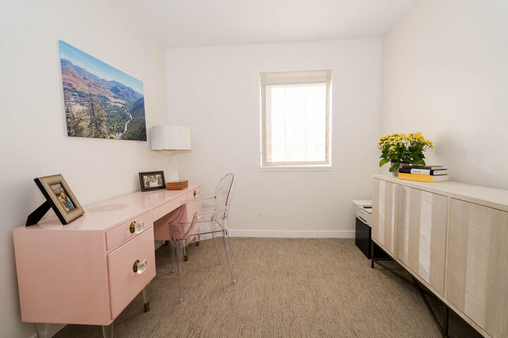 Property Photo: 410 N River St 3 ID 83333