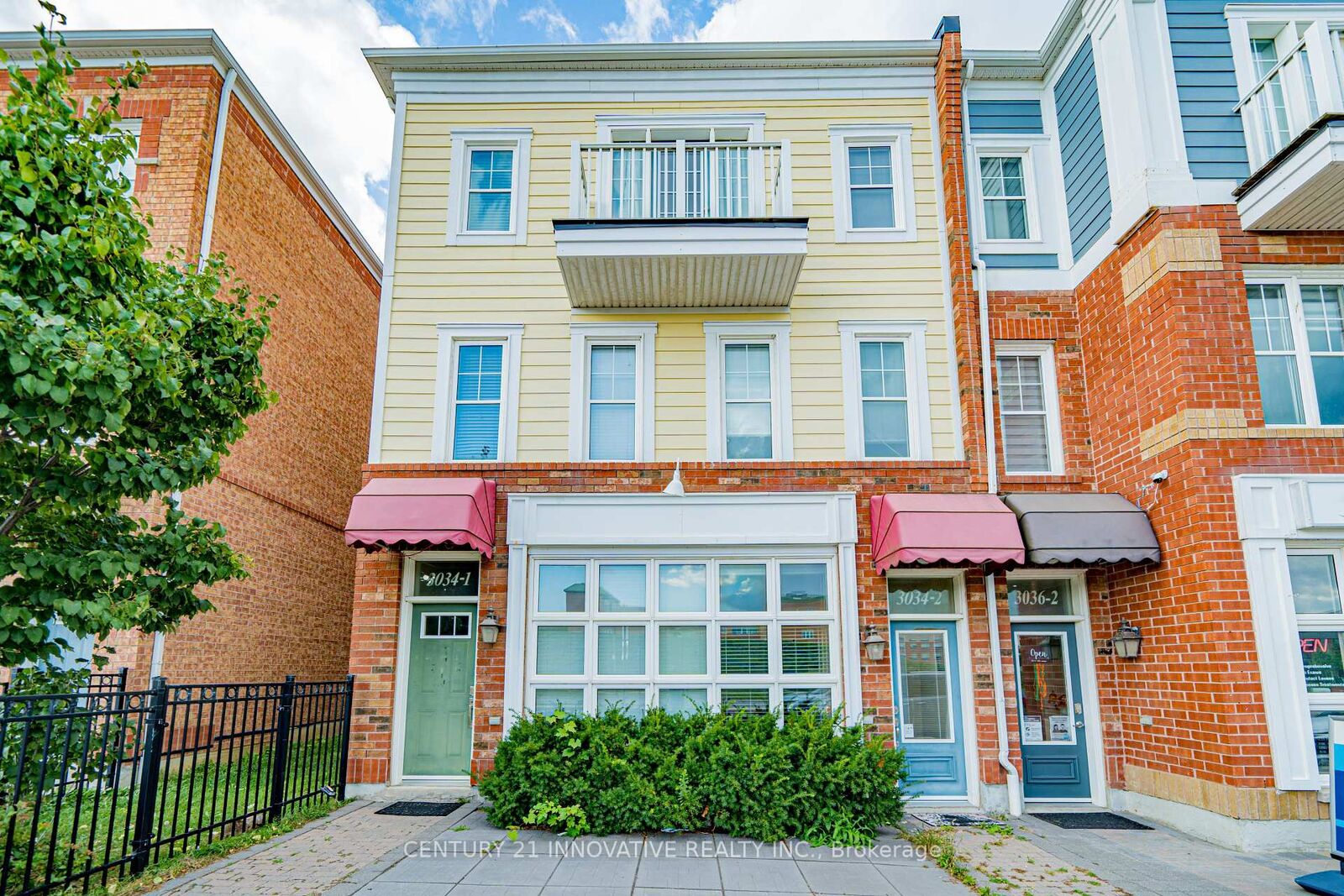 Photo de la propriété:  3034 Bur Oak Avenue 2  ON L6B 0R1 