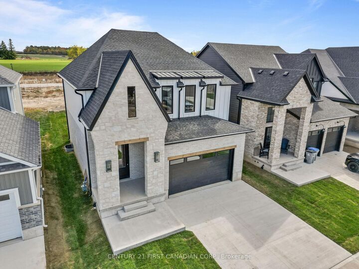 Property Photo: 8 Sheldabren Street ON N0M 1A0