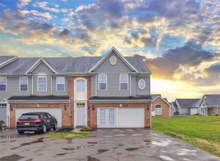 Property Photo: 449 Country Club Dr 8 PA 16117