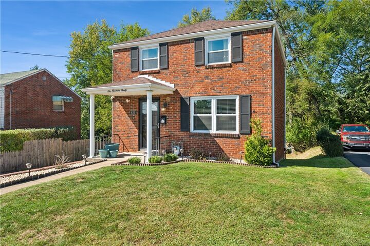 Property Photo: 630 Veronica Dr PA 15235