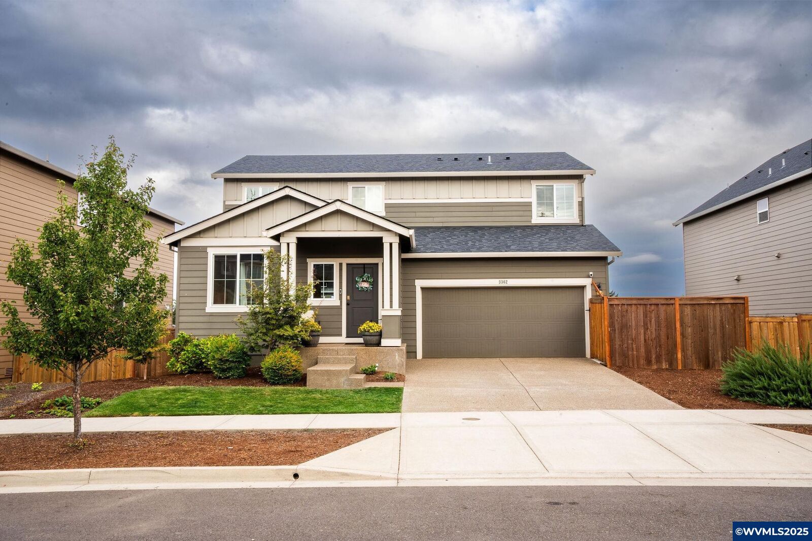 Property Photo: 3362 Elder St NW OR 97304