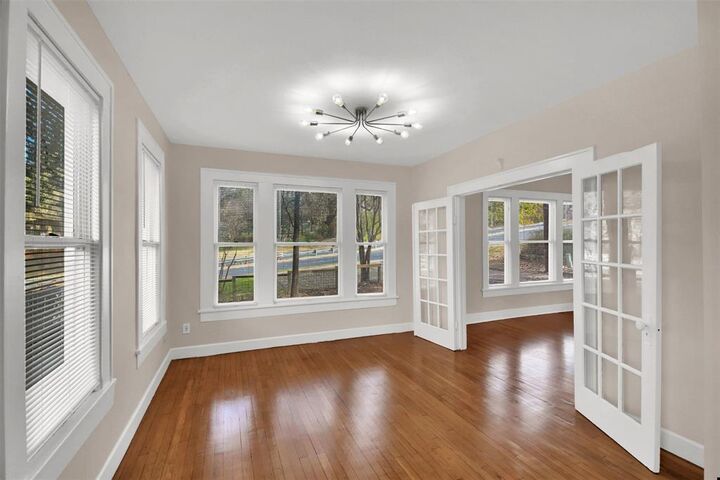 Property Photo: 809 E Riverside Drive TX 78704