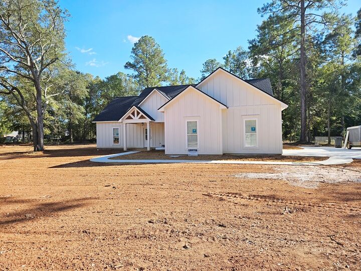 Property Photo:  113 Tybee Ln  GA 31763 