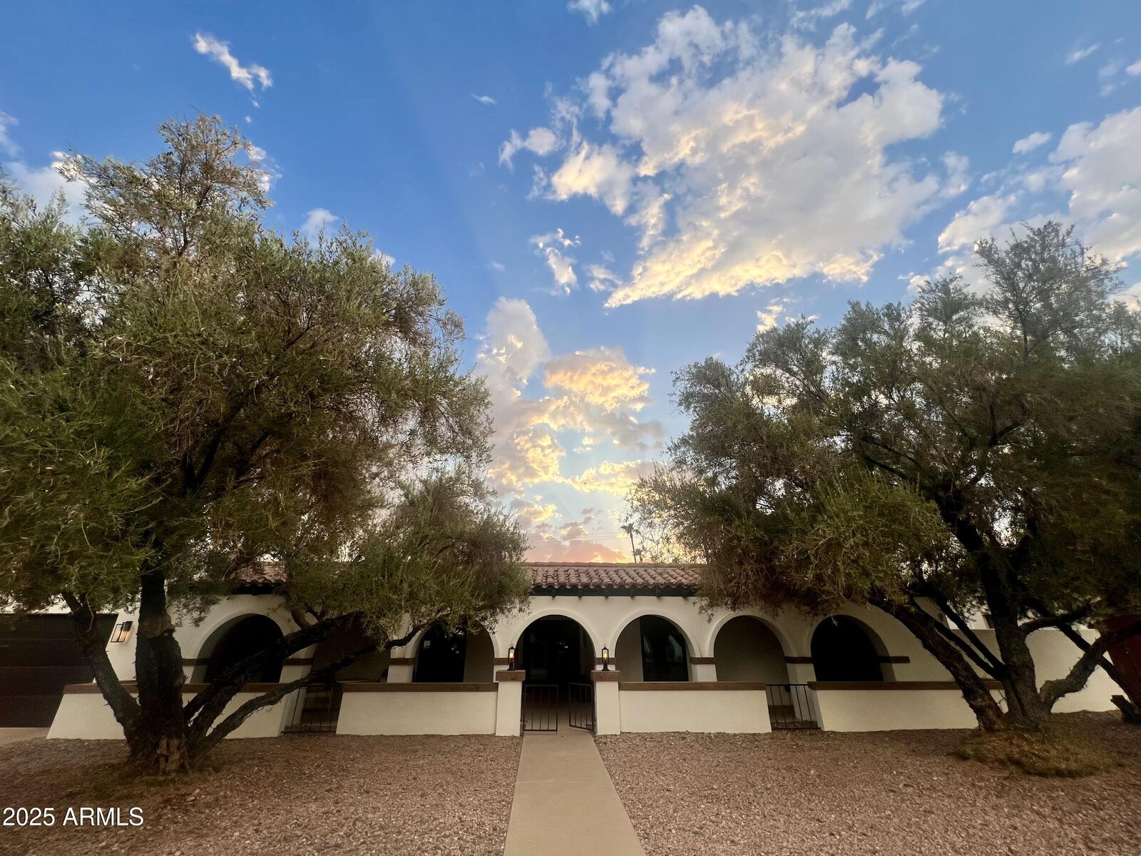 Property Photo:  14844 N Hana Maui Drive  AZ 85022 