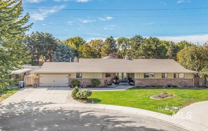 4367 N Creswell Way  Boise ID 83713-2408 photo