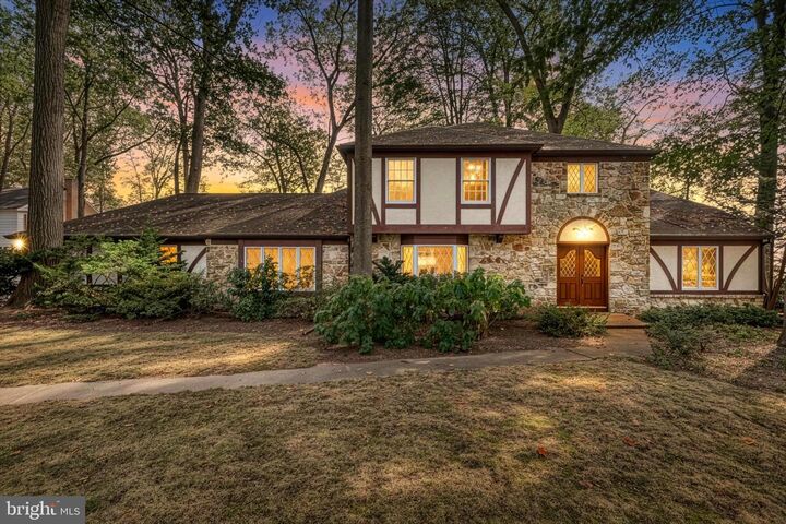812 Flintlock Ridge Road  Mechanicsburg PA 17055 photo