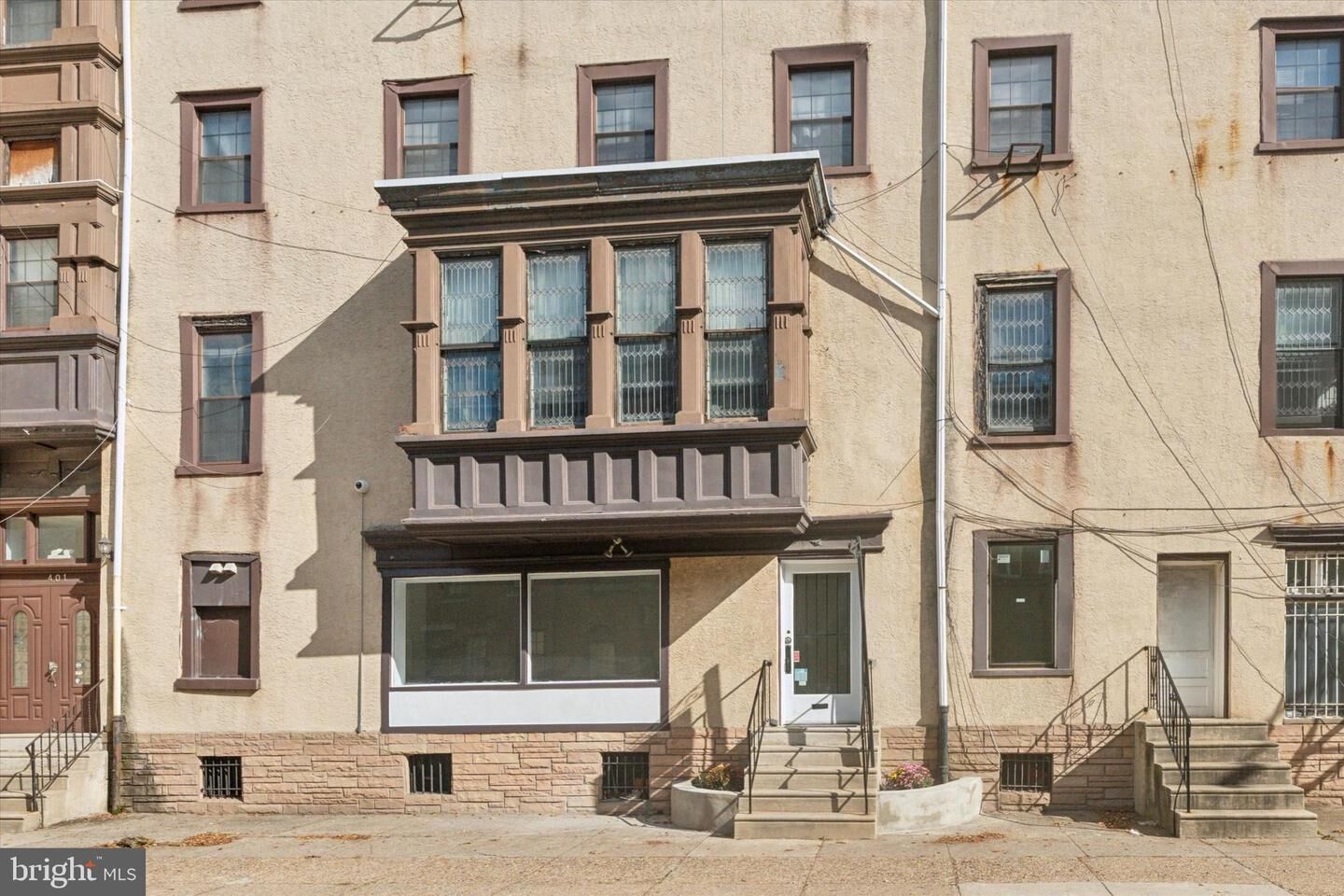 Property Photo: 1538 Pine Street 1R PA 19102