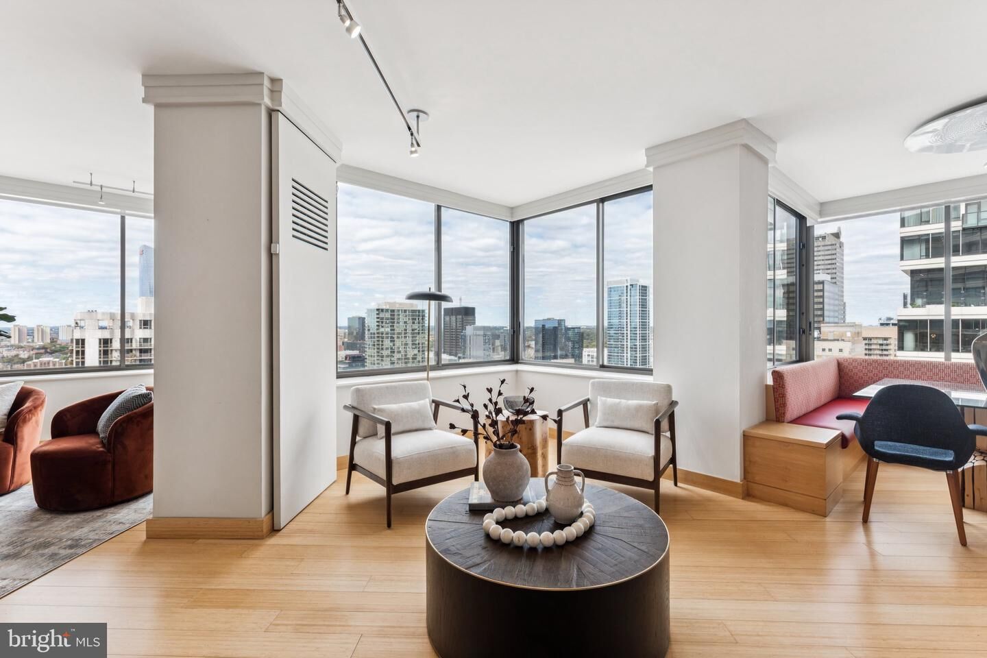 Property Photo: 202 W Rittenhouse Square 10 2703-04 PA 19103