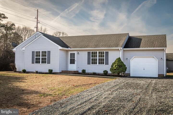 Property Photo: 6274 Ashburton Court MD 21801