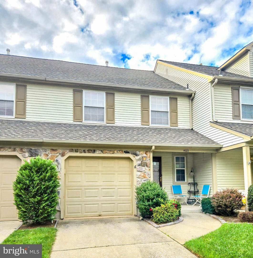 Property Photo:  403 Hazelwood Lane  NJ 08053 
