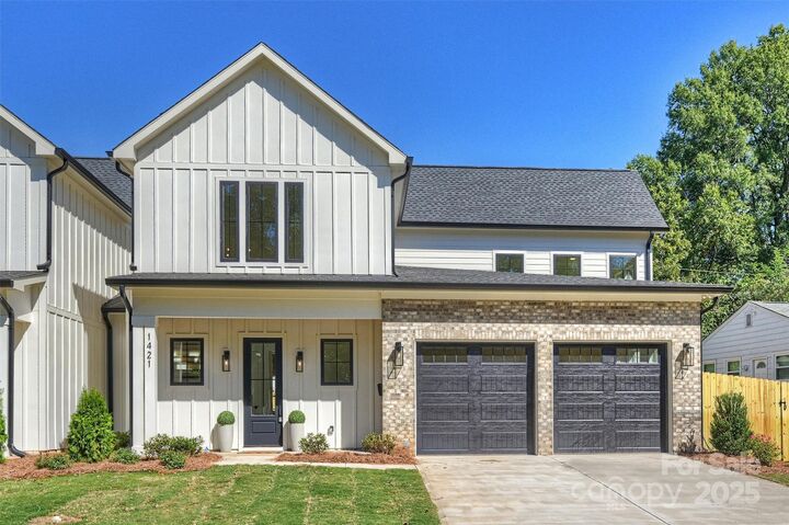 1421 Winston Drive  Charlotte NC 28205 photo