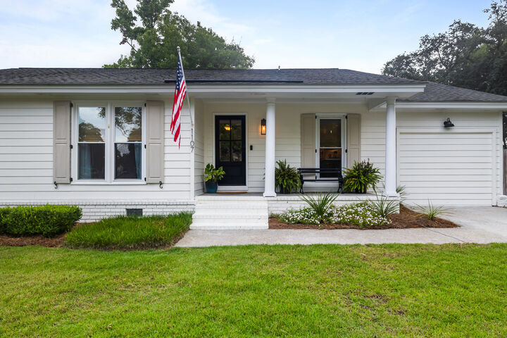 Property Photo: 1107 Port Harbor Court SC 29464