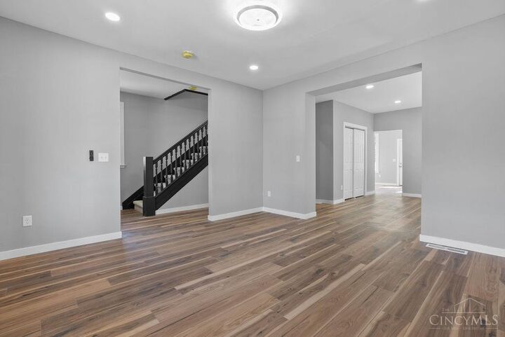 Property Photo: 1121 Grand Boulevard OH 45011