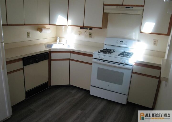 Property Photo: 152 Darwin Lane NJ 08902