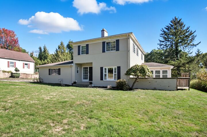 Property Photo: 2740 W Ridgewood Circle OH 43701