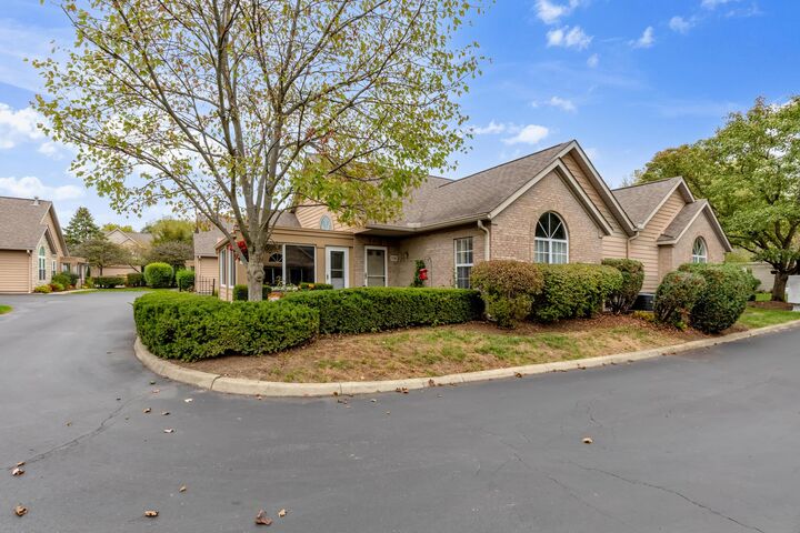 Property Photo: 114 Canterbrick Drive OH 43082