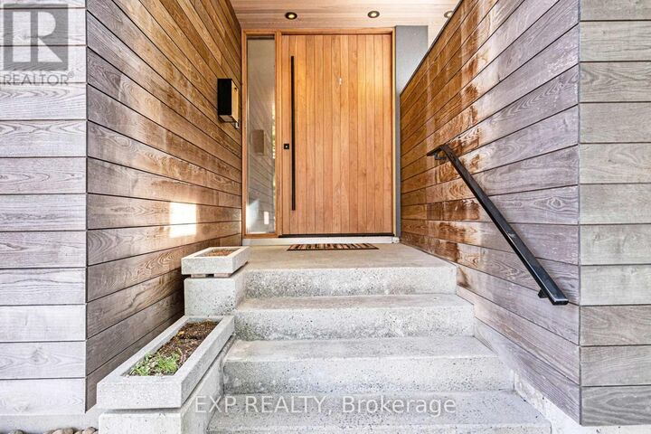 Photo de la propriété:  608 Byron Avenue  ON K2A 0E5 