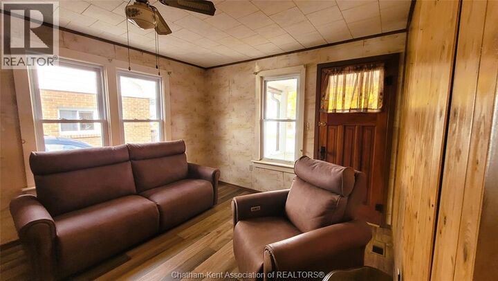 Property Photo: 533 Creek Street ON N8A 4C7