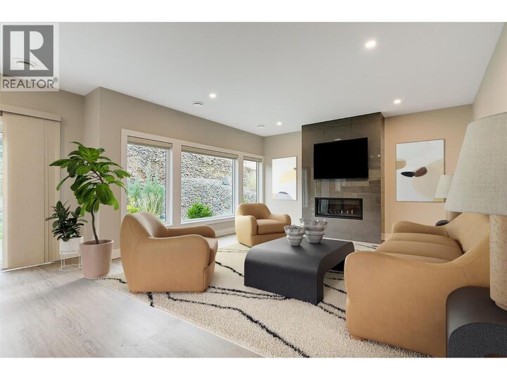 Photo de la propriété:  788 Acadia Street  BC V1V 0A8 