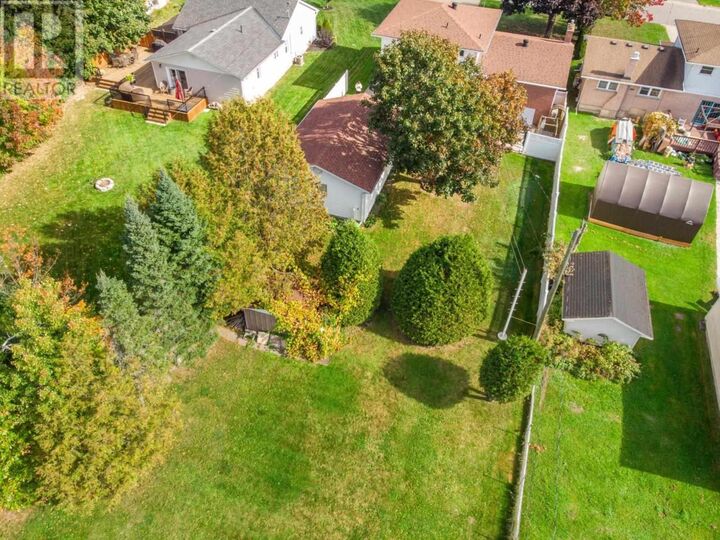 Property Photo:  193 Reid St  ON P6B 4T8 