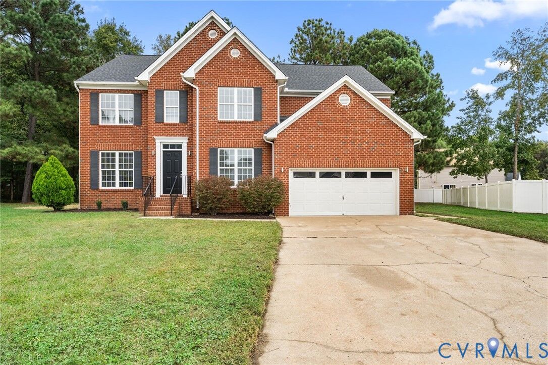 Property Photo: 1736 First Colonial Court VA 23231