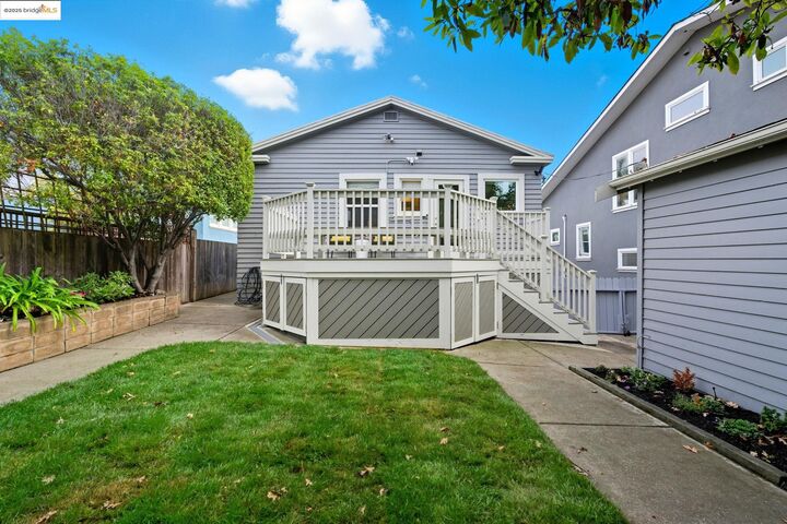 Property Photo: 920 Neilson St CA 94706