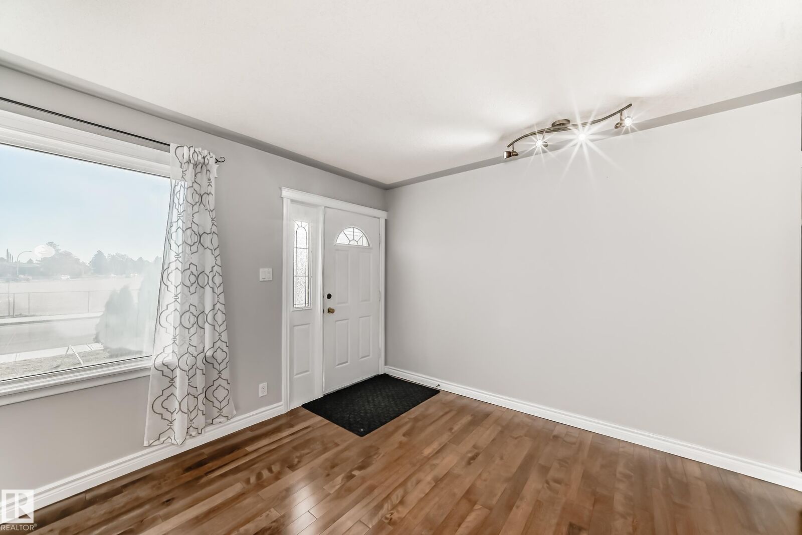 Property Photo: 12920 93 Street NW AB T5E 3T2