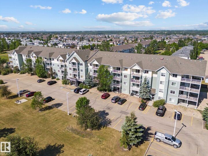 50 Woodsmere  Fort Saskatchewan AB T8L 4N9 photo