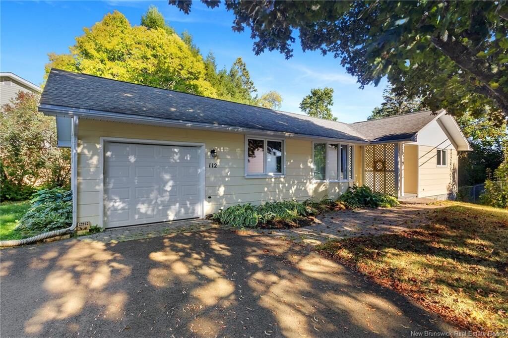 Photo de la propriété: 112 Epworth Circle NB E3A 2M6