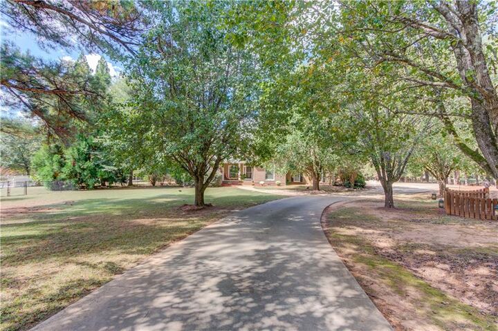 Property Photo: 45 Carolyn Court GA 30025