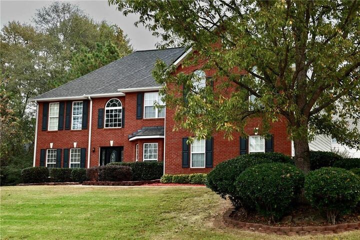 Property Photo: 5964 Springfair Run GA 30038