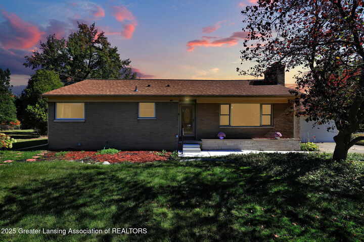 2206 Kuerbitz Drive  Lansing MI 48906 photo