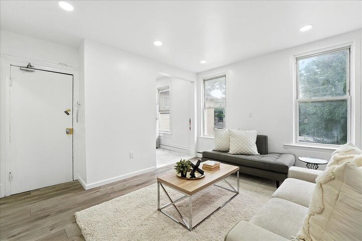Property Photo: 283 Griffith St 2 NJ 07307-4855