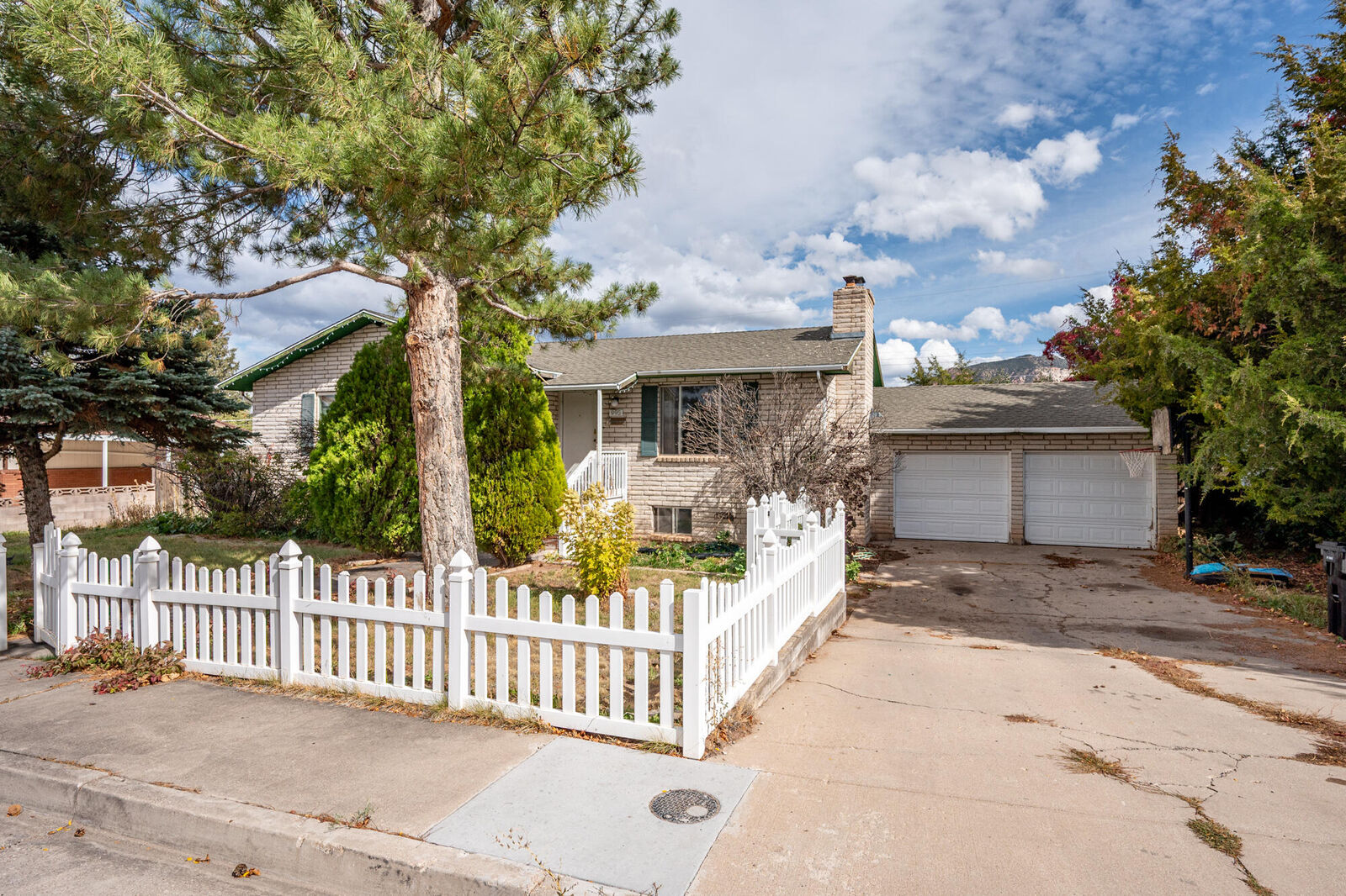 Property Photo:  995 S Cedar Knolls West  UT 84720 