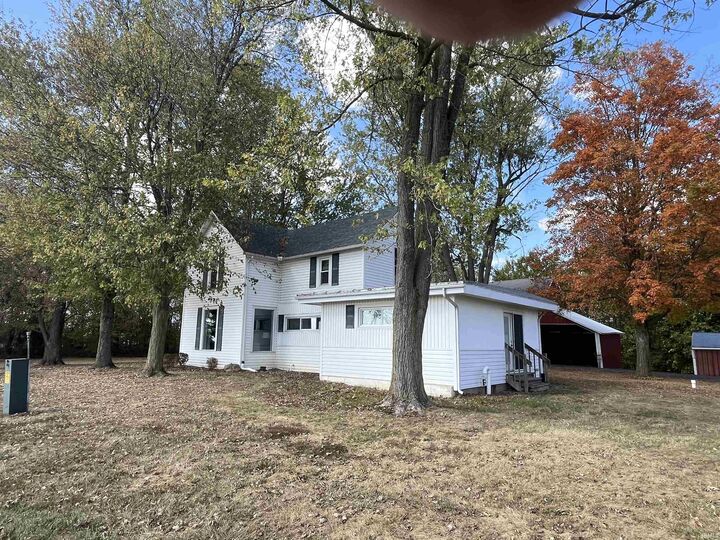 Property Photo: 4404 W SR 14 Highway IN 46787