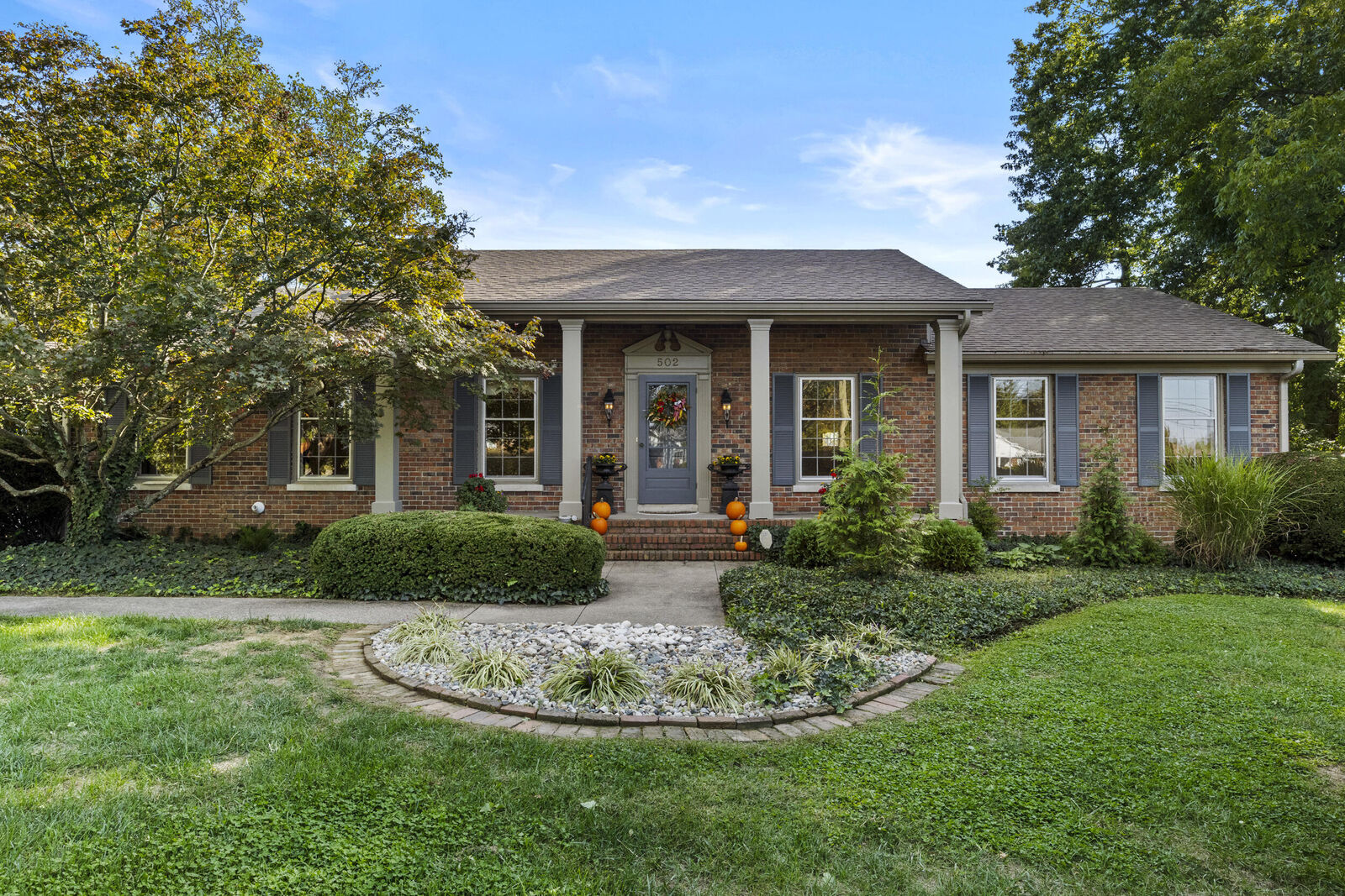 Property Photo:  502 Barnes Mill Road  KY 40475 