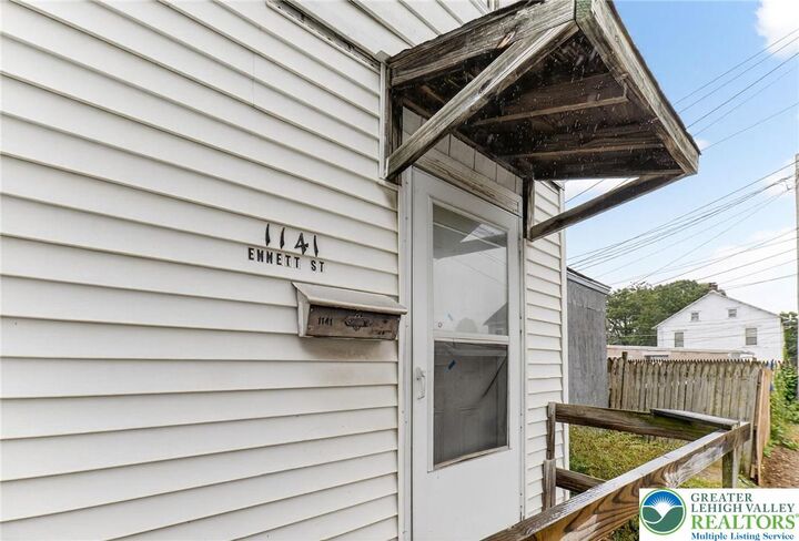 Property Photo: 1141 Emmett Street PA 18102