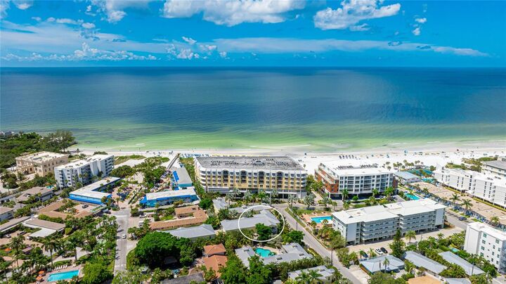 Property Photo: 1020 Sun N Sea Drive 102 FL 34242