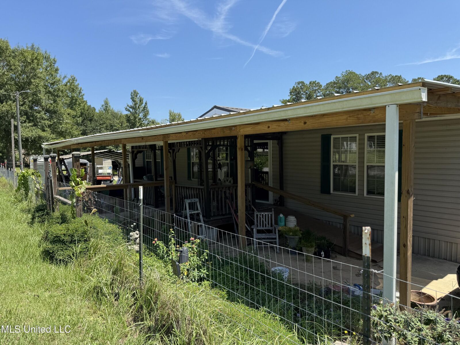 Property Photo: 918 Spring Hill Road MS 39470