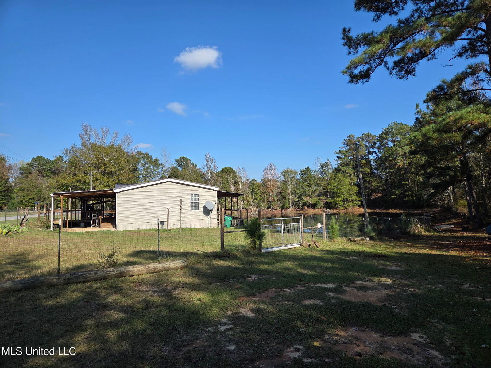 Property Photo:  918 Spring Hill Road  MS 39470 