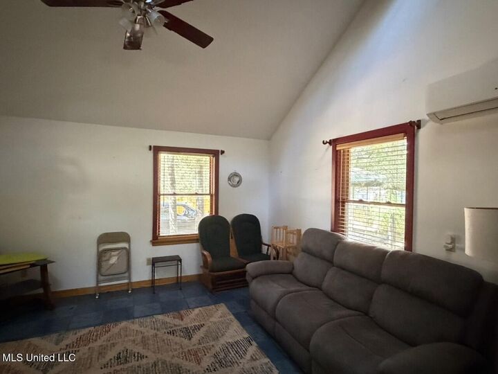 Property Photo: 807 27th Street MS 39501